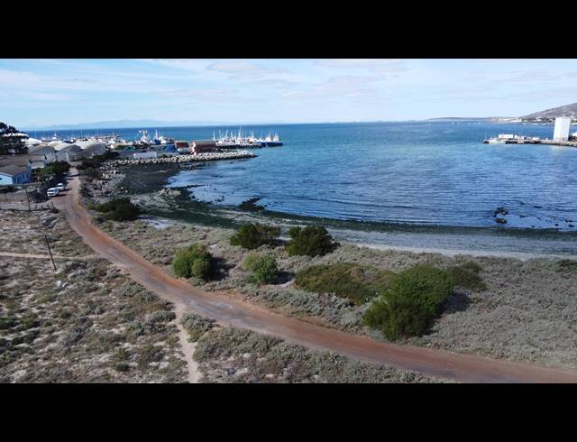 470M² VACANT LAND FOR SALE IN STEENBERGS COVE